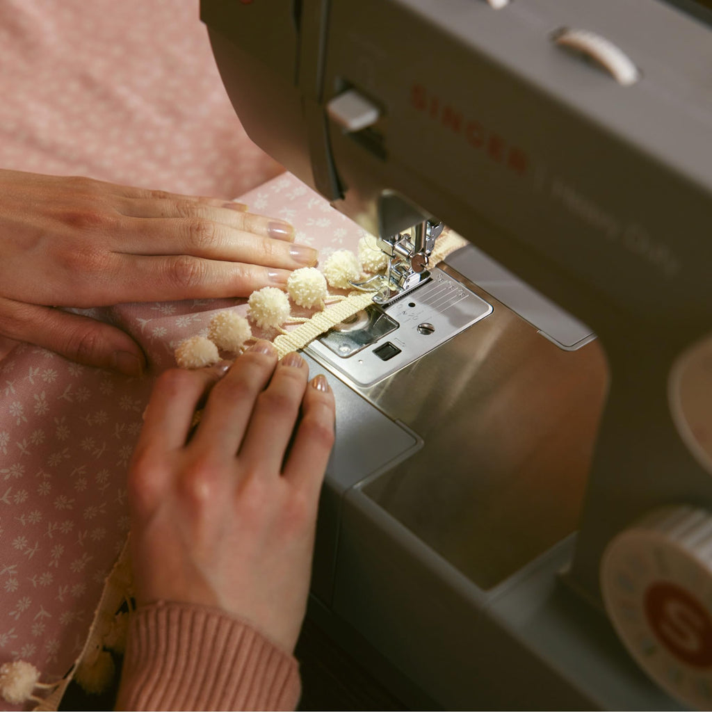 SINGER | Heavy Duty 4452 Sewing Machine