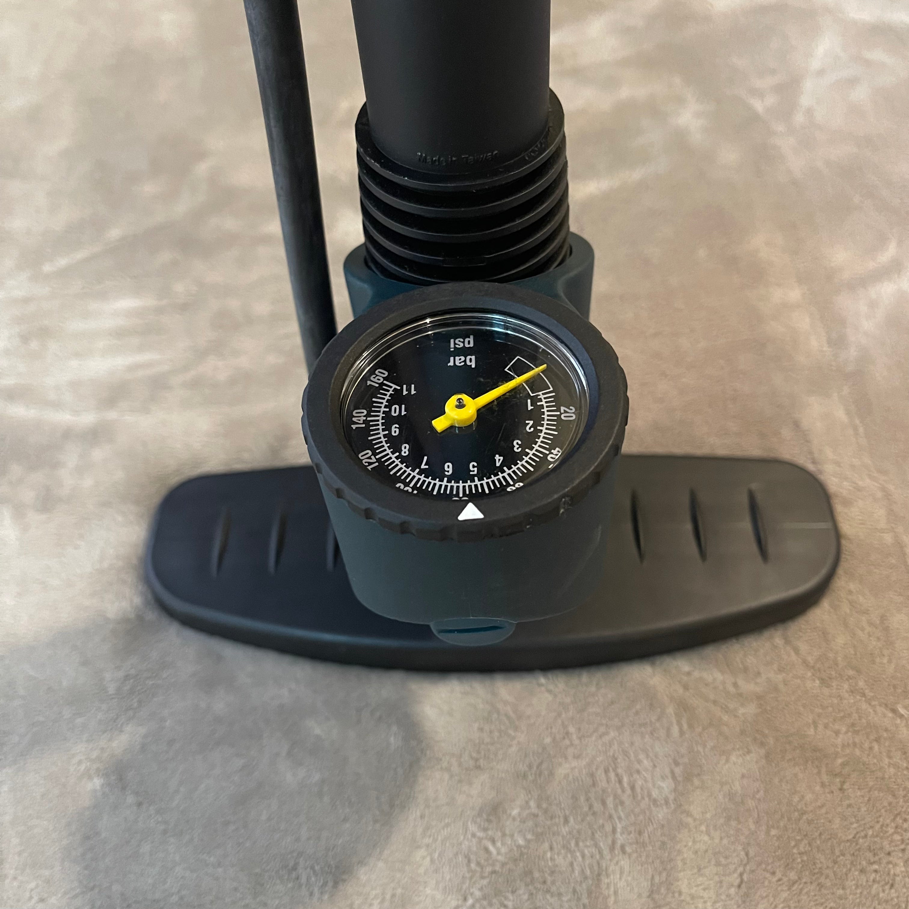 Bike Floor Pump (Metal Type)