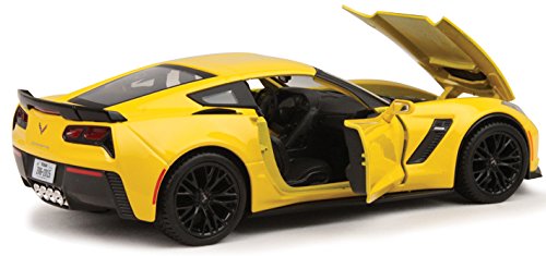 Maisto 31133YL 2015 Chevrolet Corvette C7 Z06 1/24, Yellow
