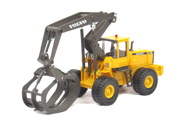 Volvo L180C Log Grapple